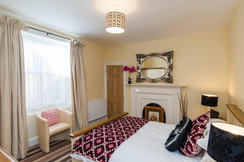 Rooms By Maes Y Mor Town Centre Aberystwyth Exterior foto